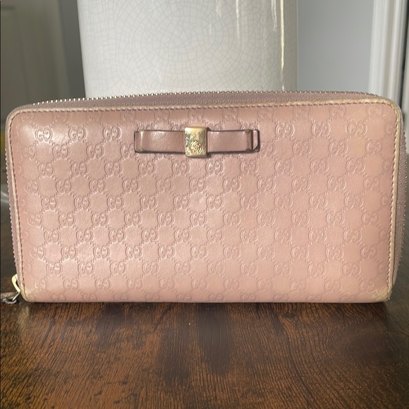 Gucci MicroGuccissima GG Dusty Pink Leather Bow Wallet Zipper Closure - Picture 1 of 17